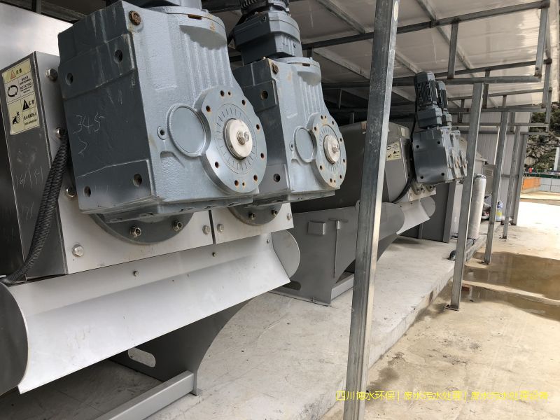 廣安污水處理機(jī)器價(jià)格